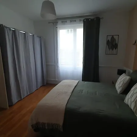 Les Arquebusiers Apartment *