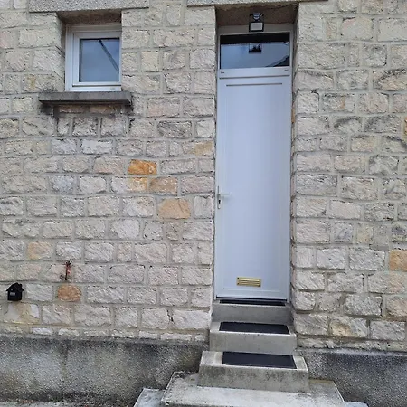 Les Arquebusiers Apartment *